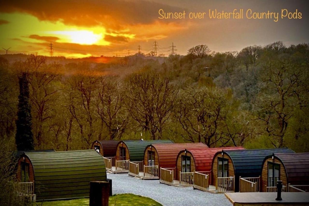 Woodland Pod 10 Pet Friendly Villa Neath Exterior photo